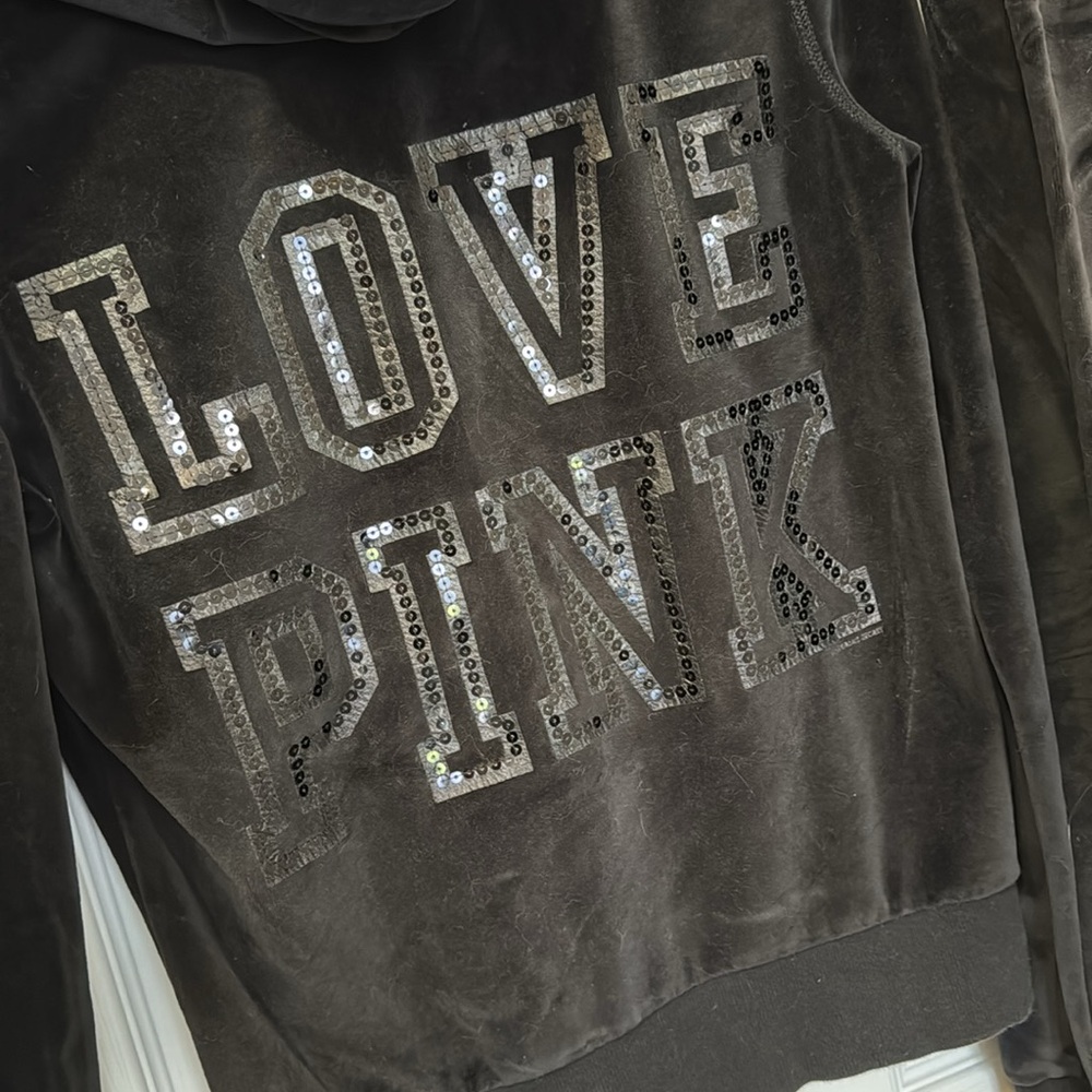 ๐Vintage VS PINK velour sequin pant/hoodie set - Picture 2 of 11